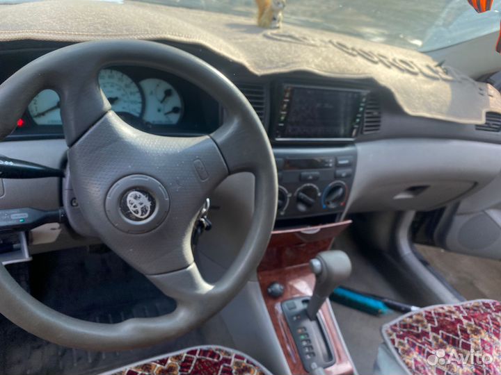 Toyota Corolla 1.8 AT, 2002, 211 000 км