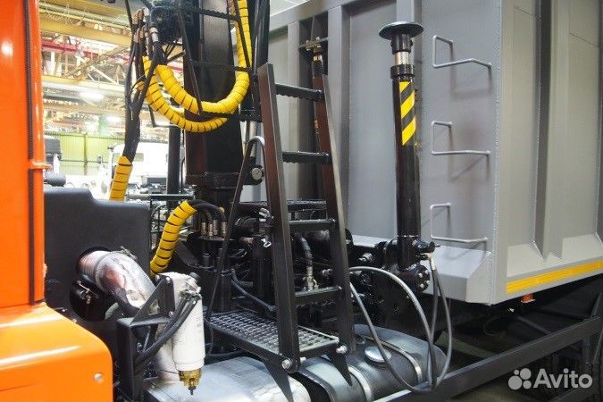 КамАЗ 65115-23094-48 с КМУ, 2023