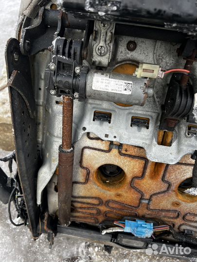 Моторчик передней сидений Mercedes w222