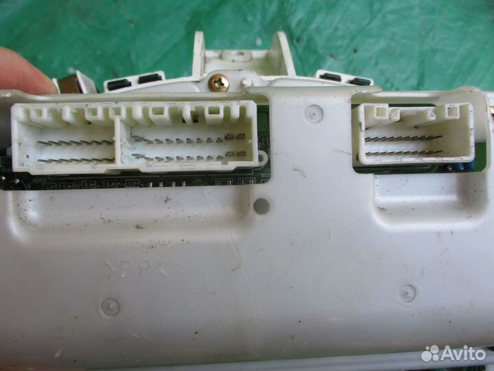 Lexus RX300 2000-2003 USA панель приборов