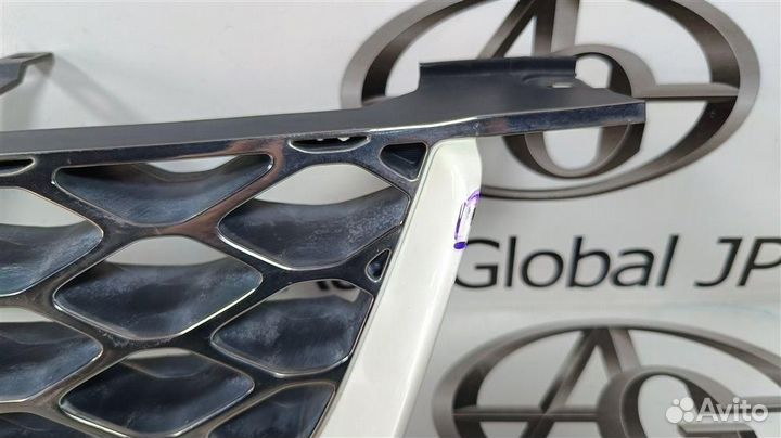 Решетка радиатора Nissan X-Trail