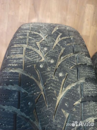 R15 Toyo Observe Ice-Freezer SUV 185/65, PCD 4x100 DIA 54.1