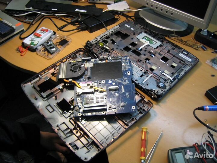 Компьютерный мастер ремонт ноутбуков и компьютеров