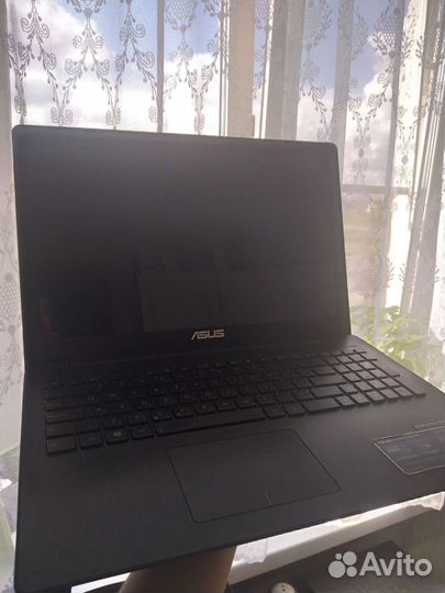 Ноутбук Asus