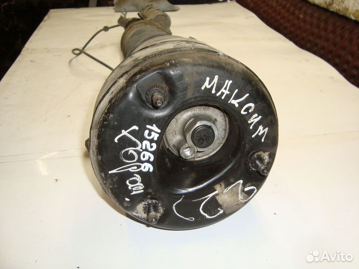 Стойка передняя в сборе W221