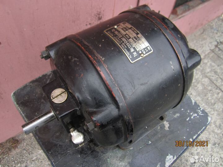 Двигатель для швейной машины