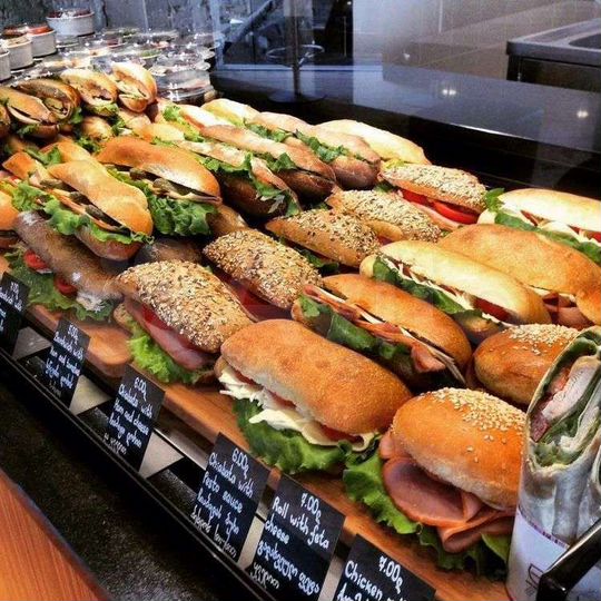 Сдается помещение под мини кафе