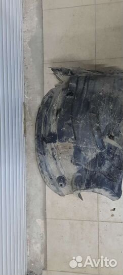 Локер пер. П. Mercedes-Benz GLK X204/2010