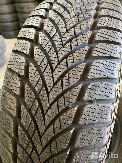 Goodyear UltraGrip Ice 2 205/50 R17