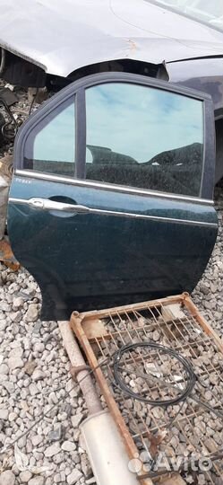 Задняя правая дверь rover 75