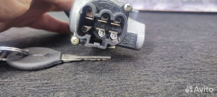 Замок зажигания Nissan Primera P11