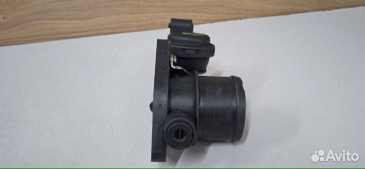 Дроссельная заслонка Renault Laguna 2 G9T 2.2