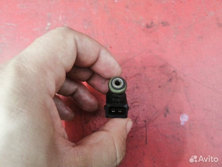 Форсунка топливная Ford Focus 2 hwda 1.6 zetec