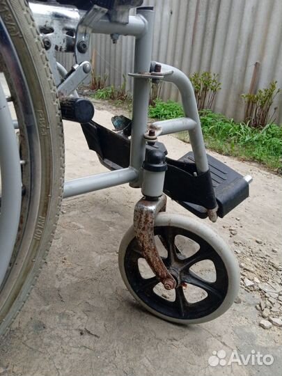 Инвалидное кресло коляска