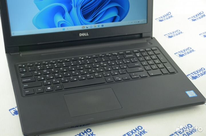 Ноутбук Dell. Core i5 8Gb SSD 512Gb Radeon 2Gb FHD