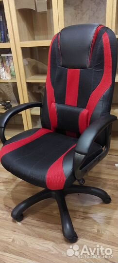 Компьютерное кресло