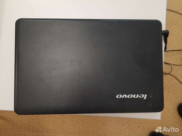 Lenovo g555