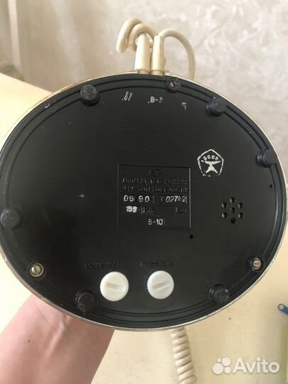 Телефон в ретро стиле