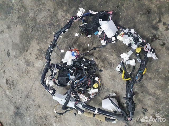 Проводка подторпедная 1GD-FTV АКПП G8 toyota Hilux