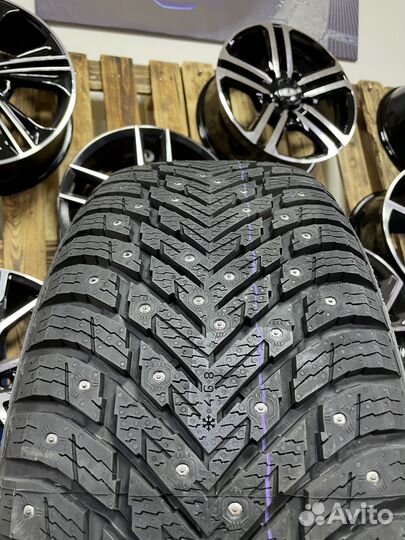 Nokian Tyres Hakkapeliitta 10 205/55 R17 95T