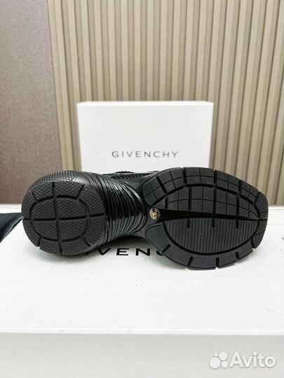 Кроссовки мужские givenchy