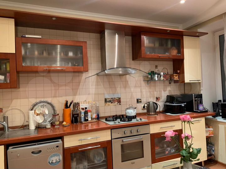 2-к. квартира, 60,4 м², 7/10 эт.