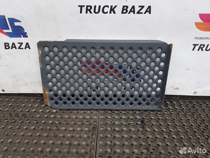 Трап на раму за кабиной Iveco Stralis