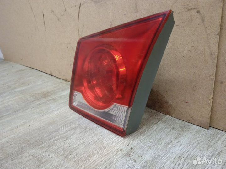 Фонарь задний правый Chevrolet Cruze J300 F16D3