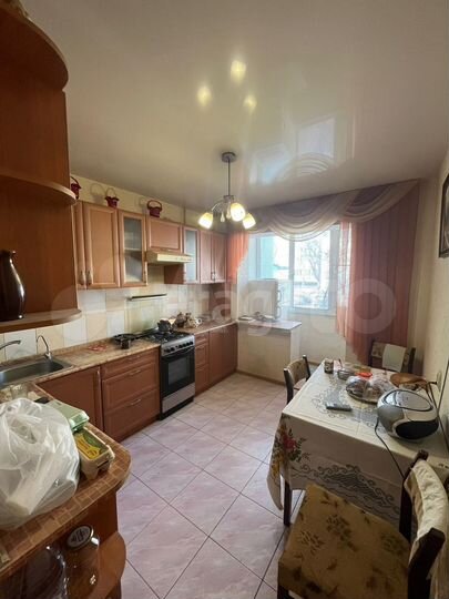 3-к. квартира, 70,3 м², 1/9 эт.