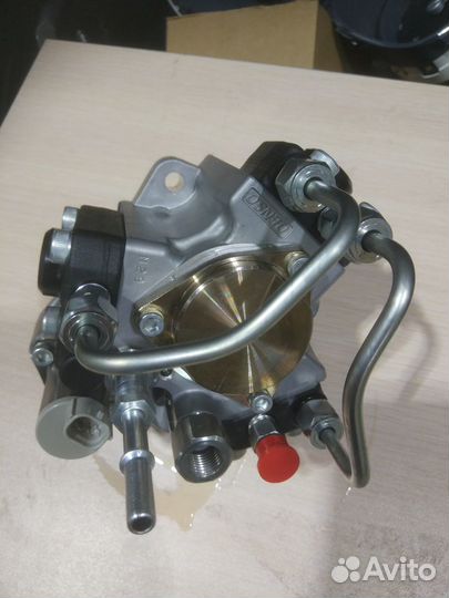 Насос тнвд Denso dcrp 400560 Toyota