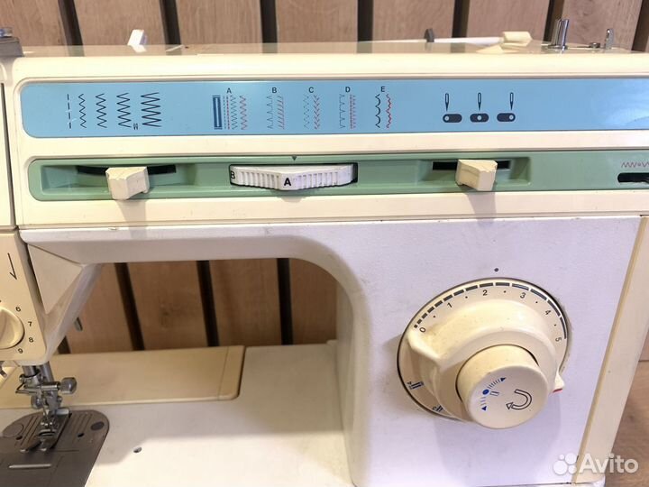 Швейная машина Singer 9812C (Зингер) на запчасти