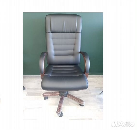 Кресло для руководителя. Экокожа