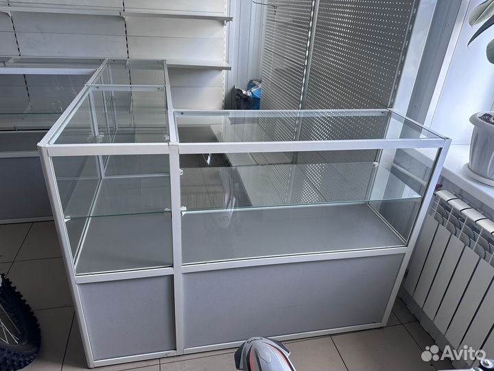 Стеллажи витрины бу