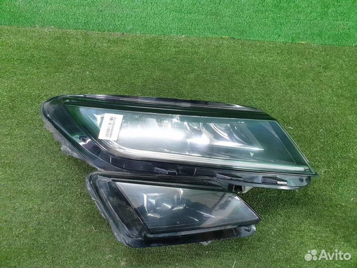 Фара правая Skoda Kodiaq