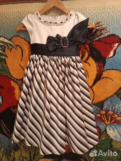 Нарядное платье для девочки