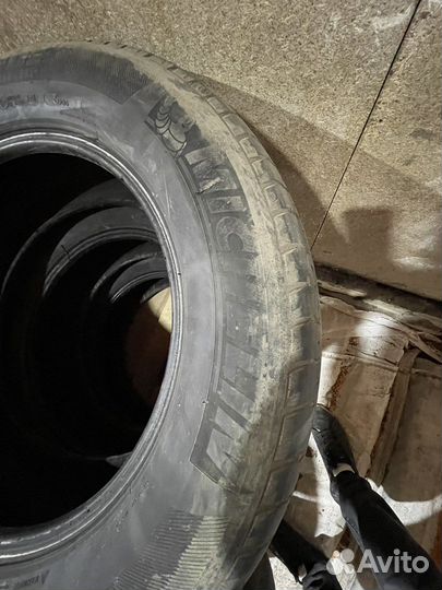 Michelin Latitude X-Ice North 275/60 R20