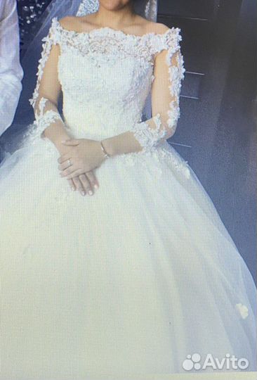 Свадебное платье