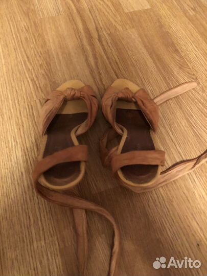 Босоножки женские 38 размер