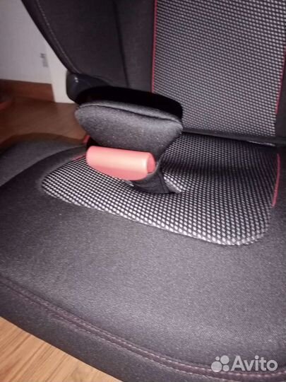 Romer britax kidfix 3 M 15-36 кг cool flow black