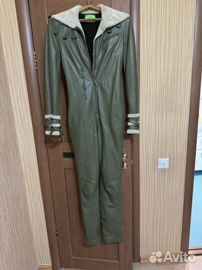 Комбинезон женский