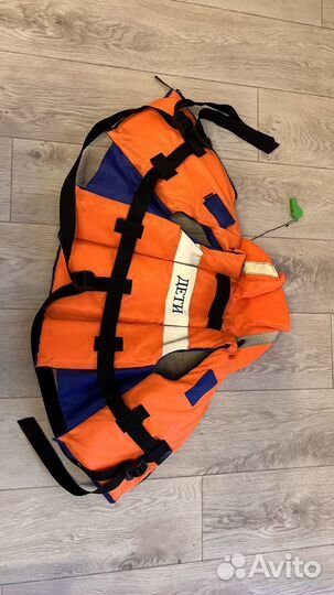 Спасательный жилет для детей до 30 кг. гост