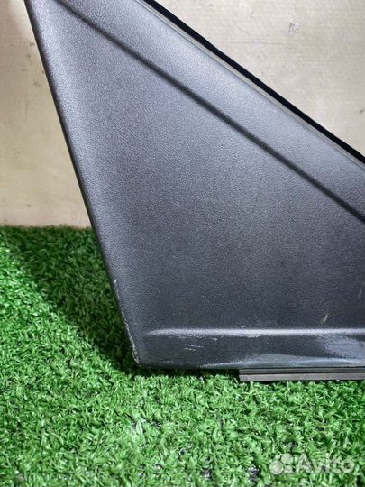 Накладка двери передняя правая Ford Focus 2+