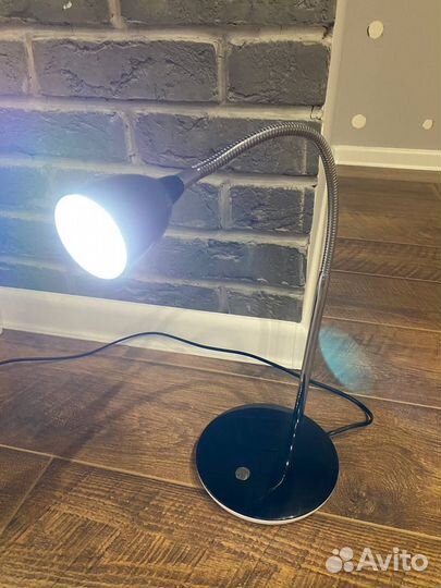 Лампа настольная светодиодная Supra SL-TL203