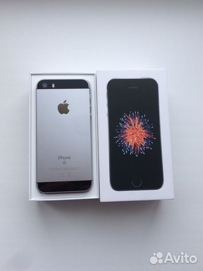 iPhone SE, 32 ГБ