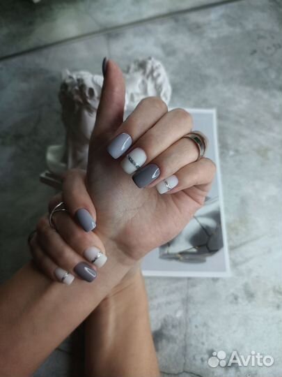 Маникюр гель лак