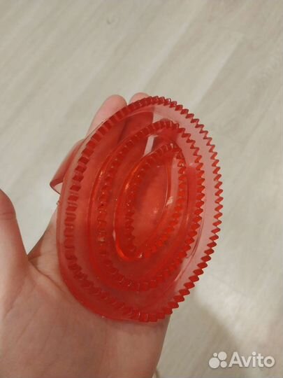 Скребница для лошадей