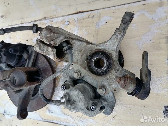 Поворотный кулак правый Focus 2