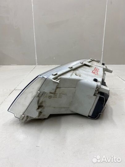 Фара правая Skoda Octavia A4 1U