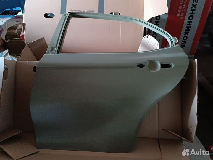 Двери на toyota camry 70
