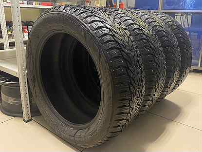 Nokian Tyres Hakkapeliitta 9 SUV 235/55 R19 105T